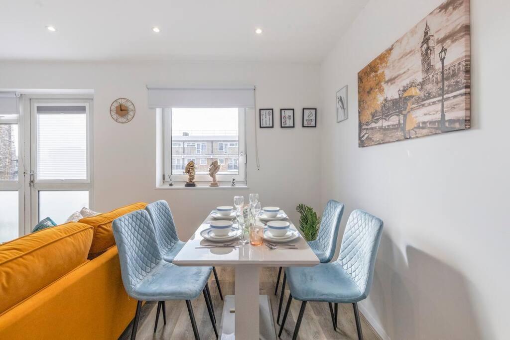 Shard View 2Br Next Tower Bridge Apartment London Bagian luar foto