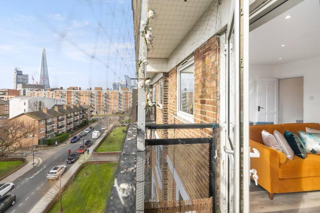 Shard View 2Br Next Tower Bridge Apartment London Bagian luar foto