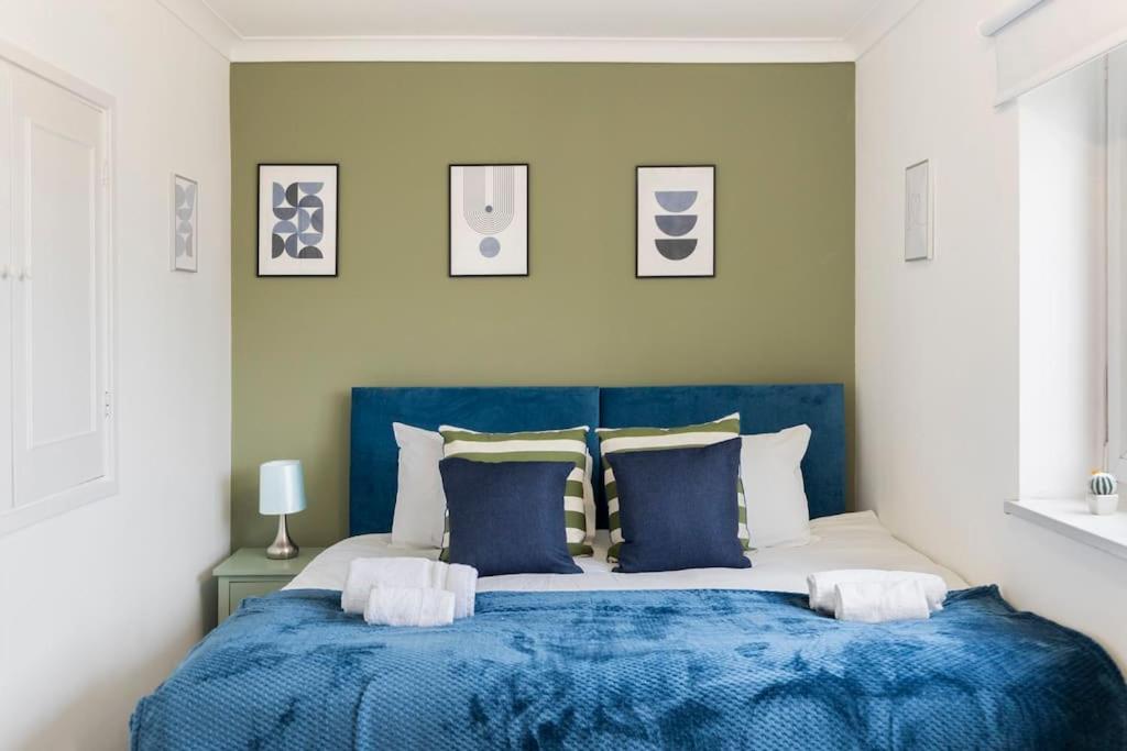 Shard View 2Br Next Tower Bridge Apartment London Bagian luar foto